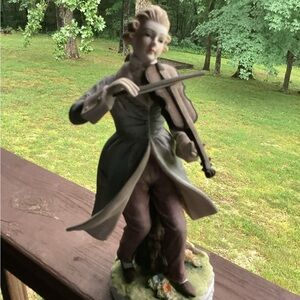 Elegant Lefton 10” Violinist Porcelain Figurine, Estate Appraised $50-$80.
